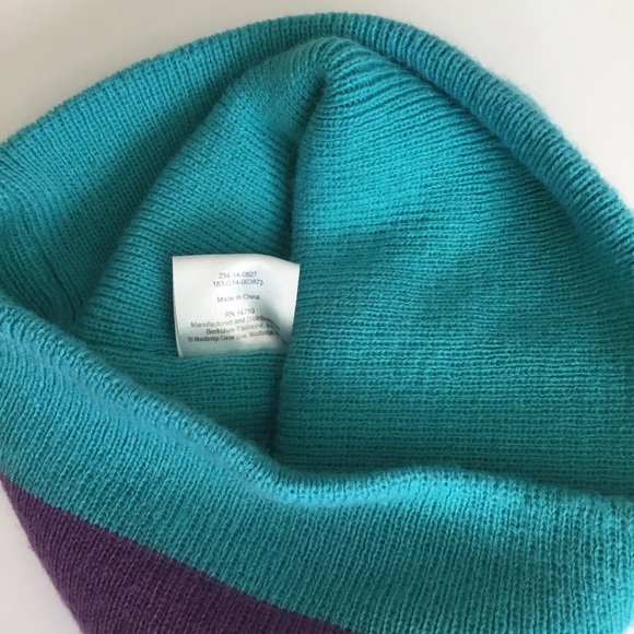 Doc McStuffins Disney Girl’s Knit Beanie Hat Size OSFM - Picture 3 of 4